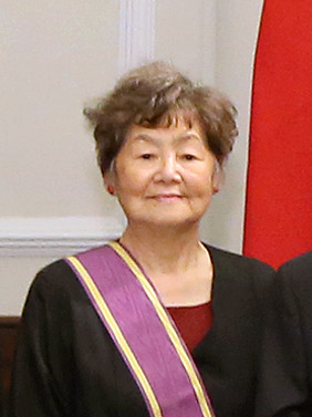 董陽孜 초상